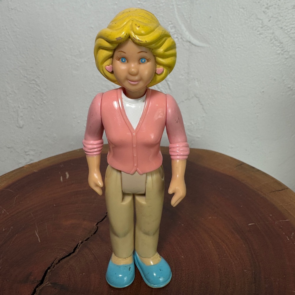 Little‎ Tikes Grand Mansion Dollhouse Mom Doll Vintage 1990's